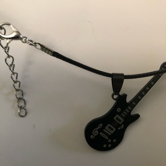 Electric Guitar on leather 18” necklace - Picture 3 of 6